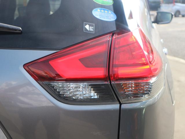 エクストレイル ２０Ｘ　４ＷＤ　純正ナビ　フルセグＴＶ　Ｂｌｕｅｔｏｏｔｈ　ＣＤ　ＤＶＤ　バックカメラ　衝突被害軽減ブレーキ　クルーズコントロール　スマートキー　プッシュスタート　ＬＥＤヘッドライト　オートライト（56枚目）