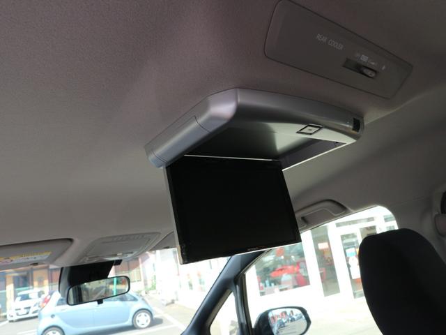 ヴォクシー Ｘ　メモリーナビ　フルセグＴＶ　Ｂｌｕｅｔｏｏｔｈ　ＣＤ　ＤＶＤ　フリップダウンモニター　バックカメラ　衝突被害軽減ブレーキ　左電動スライドドア　クルーズコントロール　ＬＥＤヘッドライト　オートライト（50枚目）