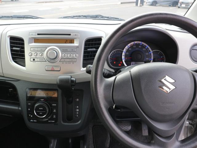 ワゴンＲ ＦＸ　純正ＣＤ　ラジオ　運転席シートヒーター　キーレスキー　電格ミラー　オートエアコン　パワステ　パワーウインドウ　アイドリングストップ（3枚目）