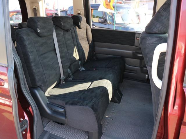 ステップワゴン Ｇ　Ｅセレクション　純正８インチナビ　フルセグＴＶ　Ｂｌｕｅｔｏｏｔｈ　ＣＤ　ＤＶＤ　バックカメラ　ＥＴＣ　クルーズコントロール　左側パワースライドドア　スマートキー　アイドリングストップ（6枚目）