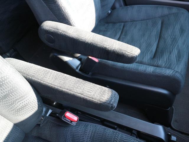 ステップワゴン Ｇ　Ｅセレクション　純正８インチナビ　フルセグＴＶ　Ｂｌｕｅｔｏｏｔｈ　ＣＤ　ＤＶＤ　バックカメラ　ＥＴＣ　クルーズコントロール　左側パワースライドドア　スマートキー　アイドリングストップ（39枚目）