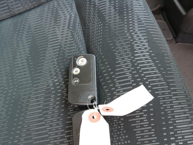 ステップワゴン Ｇ　Ｅセレクション　純正８インチナビ　フルセグＴＶ　Ｂｌｕｅｔｏｏｔｈ　ＣＤ　ＤＶＤ　バックカメラ　ＥＴＣ　クルーズコントロール　左側パワースライドドア　スマートキー　アイドリングストップ（42枚目）