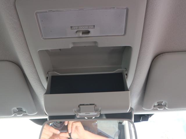 ソリオ ハイブリッドＭＸ　純正ナビ　ＣＤ　ＤＶＤ　Ｂｌｕｅｔｏｏｔｈ　フルセグＴＶ　クルーズコントロール　衝突被害軽減ブレーキ　アイドリングストップ　左側パワースライドドア　スマートキー　プッシュスタート（9枚目）