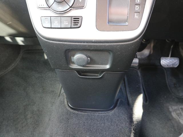 ソリオ ハイブリッドＭＸ　純正ナビ　ＣＤ　ＤＶＤ　Ｂｌｕｅｔｏｏｔｈ　フルセグＴＶ　クルーズコントロール　衝突被害軽減ブレーキ　アイドリングストップ　左側パワースライドドア　スマートキー　プッシュスタート（50枚目）