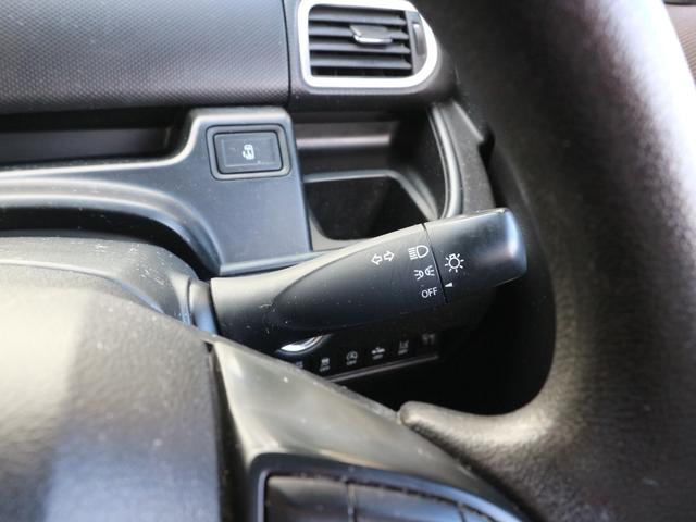 ソリオ ハイブリッドＭＸ　純正ナビ　ＣＤ　ＤＶＤ　Ｂｌｕｅｔｏｏｔｈ　フルセグＴＶ　クルーズコントロール　衝突被害軽減ブレーキ　アイドリングストップ　左側パワースライドドア　スマートキー　プッシュスタート（52枚目）