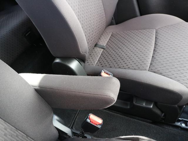 ソリオ ハイブリッドＭＸ　純正ナビ　ＣＤ　ＤＶＤ　Ｂｌｕｅｔｏｏｔｈ　フルセグＴＶ　クルーズコントロール　衝突被害軽減ブレーキ　アイドリングストップ　左側パワースライドドア　スマートキー　プッシュスタート（67枚目）