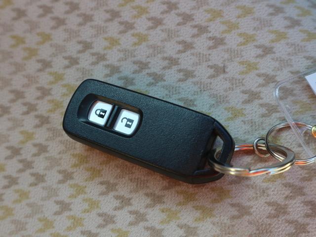 N-ONE G・Lパッケージ オーディオ CD バックカメラ 衝突被害軽減ブレーキ プッシュスタート スマートキー 電動格納ミラー 修復歴無し(47枚目)