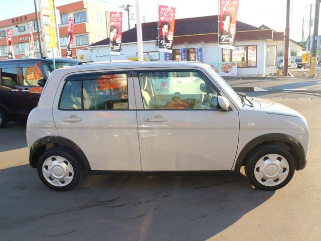 アルトラパン Ｇ　社外ナビ　フルセグＴＶ　Ｂｌｕｅｔｏｏｔｈ　ＣＤ　ＤＶＤ　衝突被害軽減ブレーキ　スマートキー　プッシュスタート（6枚目）