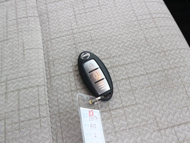 デイズ Ｘ　ＣＤ　ＥＴＣ　前後ドラレコ　衝突被害軽減ブレーキ　アイドリングストップ　スマートキー　プッシュスタート　オートライト　オートエアコン（33枚目）