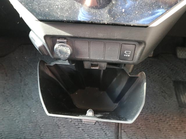 トール カスタムＧ　ＳＡＩＩ　ナビ　バックカメラ　衝突被害軽減ブレーキ　両側パワースライドドア　アイドリングストップ　クルーズコントロール　スマートキー　プッシュスタート　ＬＥＤヘッドライト　オートライト　フォグ（28枚目）