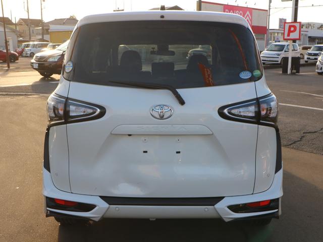 シエンタ ファンベースＸ　社外ナビ　フルセグＴＶ　Ｂｌｕｅｔｏｏｔｈ　バックカメラ　ＥＴＣ　左側パワースライドドア　衝突被害軽減ブレーキ　ＣＤ　ＤＶＤ　スマートキー　プッシュスタート　アイドリングストップ（10枚目）