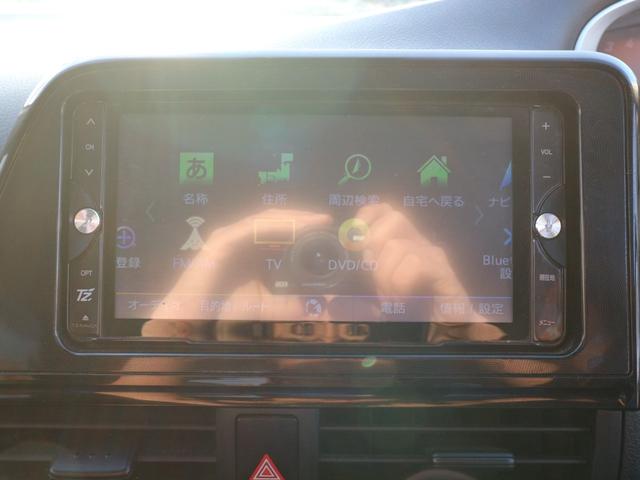 シエンタ ファンベースＸ　社外ナビ　フルセグＴＶ　Ｂｌｕｅｔｏｏｔｈ　バックカメラ　ＥＴＣ　左側パワースライドドア　衝突被害軽減ブレーキ　ＣＤ　ＤＶＤ　スマートキー　プッシュスタート　アイドリングストップ（16枚目）