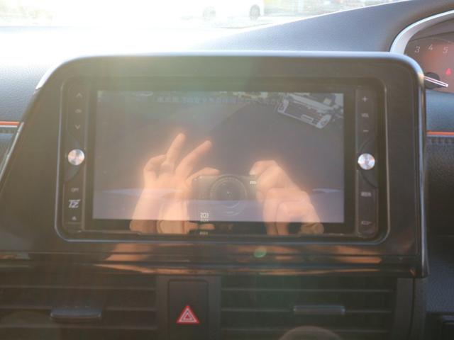 シエンタ ファンベースＸ　社外ナビ　フルセグＴＶ　Ｂｌｕｅｔｏｏｔｈ　バックカメラ　ＥＴＣ　左側パワースライドドア　衝突被害軽減ブレーキ　ＣＤ　ＤＶＤ　スマートキー　プッシュスタート　アイドリングストップ（18枚目）