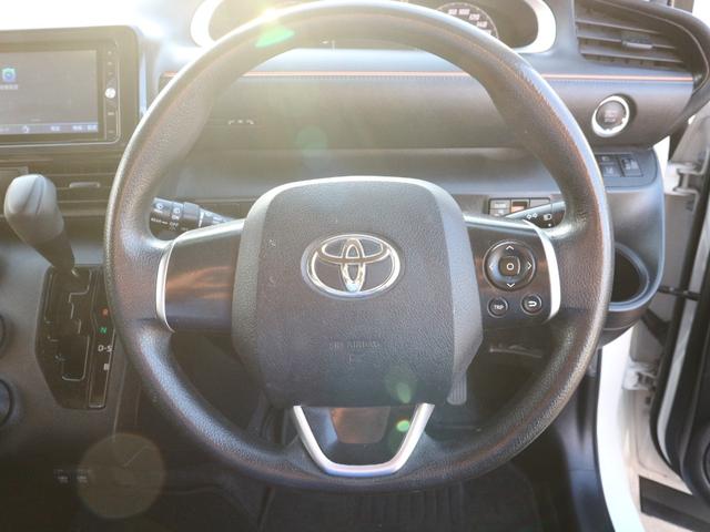 シエンタ ファンベースＸ　社外ナビ　フルセグＴＶ　Ｂｌｕｅｔｏｏｔｈ　バックカメラ　ＥＴＣ　左側パワースライドドア　衝突被害軽減ブレーキ　ＣＤ　ＤＶＤ　スマートキー　プッシュスタート　アイドリングストップ（21枚目）