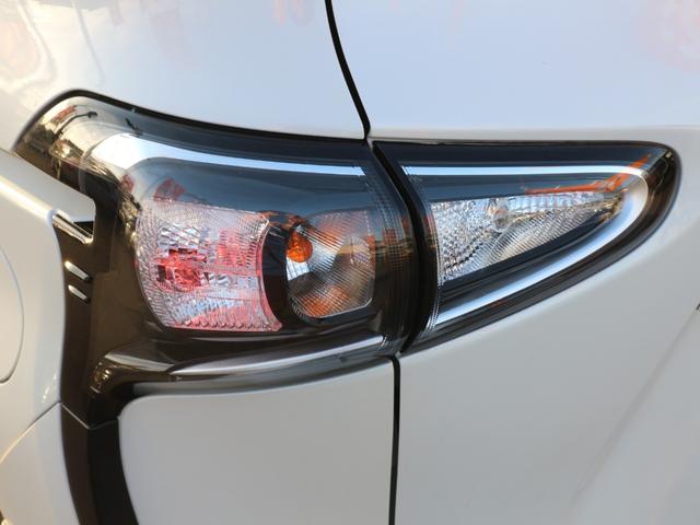 シエンタ ファンベースＸ　社外ナビ　フルセグＴＶ　Ｂｌｕｅｔｏｏｔｈ　バックカメラ　ＥＴＣ　左側パワースライドドア　衝突被害軽減ブレーキ　ＣＤ　ＤＶＤ　スマートキー　プッシュスタート　アイドリングストップ（48枚目）