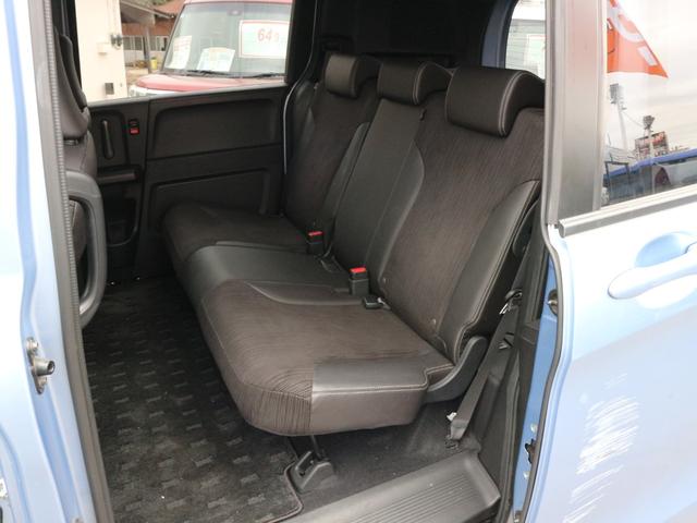 フリードスパイクハイブリッド ハイブリッド　プレミアムエディション　純正ナビ　フルセグＴＶ　Ｂｌｕｅｔｏｏｔｈ　両側パワースライドドア　ＥＴＣ　ＣＤ　ＤＶＤ　バックカメラ　スマートキー　クルーズコントロール　ＨＩＤヘッドライト　オートライト（14枚目）