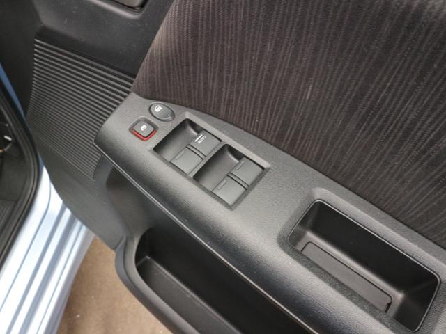 フリードスパイクハイブリッド ハイブリッド　プレミアムエディション　純正ナビ　フルセグＴＶ　Ｂｌｕｅｔｏｏｔｈ　両側パワースライドドア　ＥＴＣ　ＣＤ　ＤＶＤ　バックカメラ　スマートキー　クルーズコントロール　ＨＩＤヘッドライト　オートライト（37枚目）