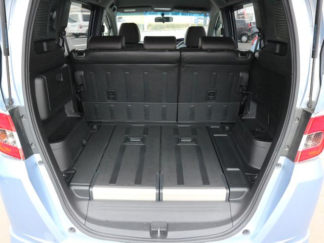 フリードスパイクハイブリッド ハイブリッド　プレミアムエディション　純正ナビ　フルセグＴＶ　Ｂｌｕｅｔｏｏｔｈ　両側パワースライドドア　ＥＴＣ　ＣＤ　ＤＶＤ　バックカメラ　スマートキー　クルーズコントロール　ＨＩＤヘッドライト　オートライト（38枚目）