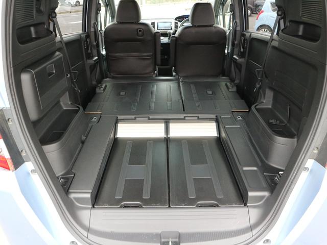 フリードスパイクハイブリッド ハイブリッド　プレミアムエディション　純正ナビ　フルセグＴＶ　Ｂｌｕｅｔｏｏｔｈ　両側パワースライドドア　ＥＴＣ　ＣＤ　ＤＶＤ　バックカメラ　スマートキー　クルーズコントロール　ＨＩＤヘッドライト　オートライト（40枚目）