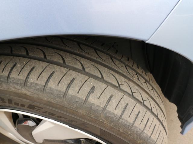 フリードスパイクハイブリッド ハイブリッド　プレミアムエディション　純正ナビ　フルセグＴＶ　Ｂｌｕｅｔｏｏｔｈ　両側パワースライドドア　ＥＴＣ　ＣＤ　ＤＶＤ　バックカメラ　スマートキー　クルーズコントロール　ＨＩＤヘッドライト　オートライト（46枚目）