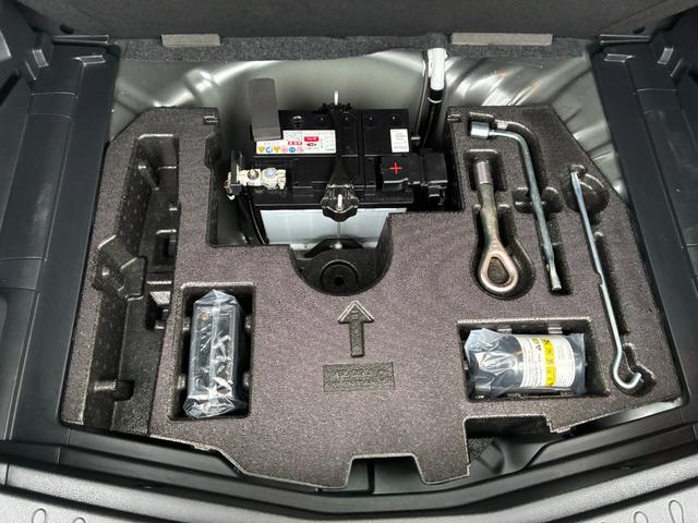 ノート ｅ－パワー　メダリスト　ＥＴＣ　スマートキー　アイドリングストップ　オートライト　ＬＥＤヘッドライト　ＤＶＤ再生　Ｂｌｕｅｔｏｏｔｈ接続　純正メモリーナビ（45枚目）