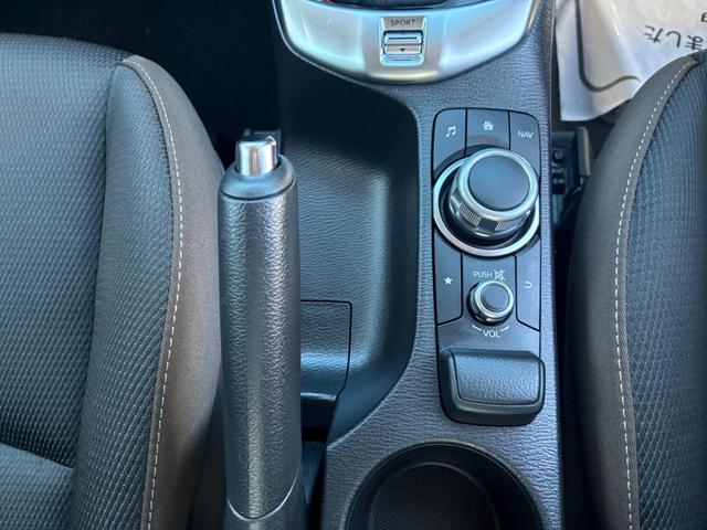 MAZDA2 15Sプロアクティブ スマートエディション ETC スマートキー アイドリングストップ LEDヘッドランプ オートライト シートヒーター Bluetooth接続 バックカメラ 全周囲カメラ ドライブレコーダー(24枚目)