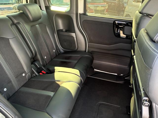 N-BOXカスタム Lターボ ETC スマートキー アイドリングストップ 両側パワースライドドア LEDヘッドランプ シートヒーター 純正メモリーナビ Bluetooth接続 全周囲カメラ バックカメラ ドライブレコーダー(14枚目)