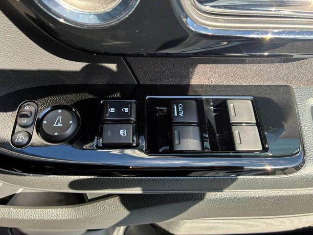 N-BOXカスタム Lターボ ETC スマートキー アイドリングストップ 両側パワースライドドア LEDヘッドランプ シートヒーター 純正メモリーナビ Bluetooth接続 全周囲カメラ バックカメラ ドライブレコーダー(32枚目)