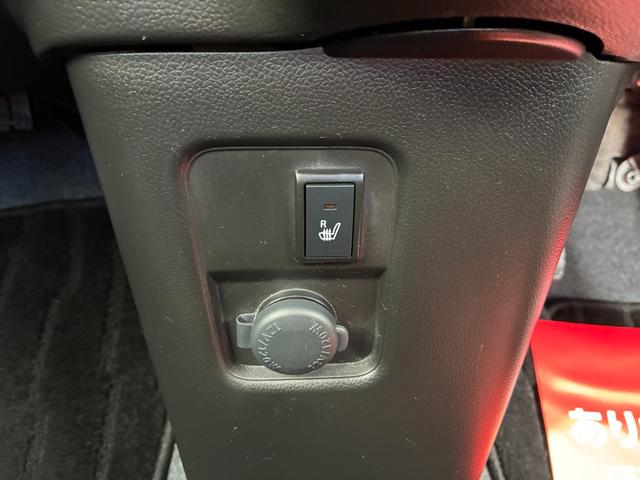 チャンスは車に関するサービスを多数行っていますので、ご納車後もしっかりお客様をお守りすることが出来ます。