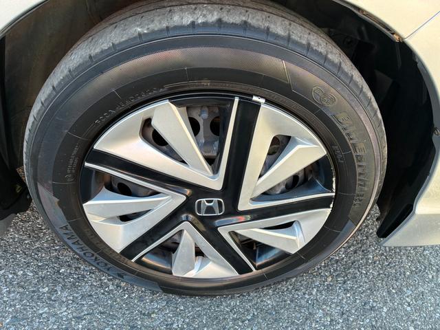 シャトル ハイブリッド　ホンダセンシング　純正メモリーナビ　フルセグテレビ　クルーズコントロール　ＥＴＣ　衝突被害軽減システム　電動格納ミラー　Ｂｌｕｅｔｏｏｔｈ接続　ＣＤ　ＤＶＤ（34枚目）