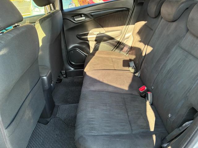 シャトル ハイブリッド　ホンダセンシング　純正メモリーナビ　フルセグテレビ　クルーズコントロール　ＥＴＣ　衝突被害軽減システム　電動格納ミラー　Ｂｌｕｅｔｏｏｔｈ接続　ＣＤ　ＤＶＤ（42枚目）