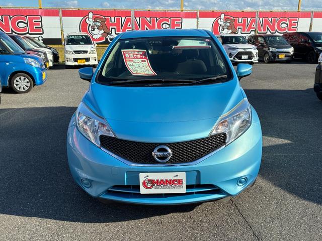 ノート Ｘ　スマートキー　レーンアシスト　電動格納ミラー　社外メモリーナビ　ＣＤ　ＤＶＤ　Ｂｌｕｅｔｏｏｔｈ接続　バックカメラ　フルセグテレビ　横滑り防止装置（5枚目）