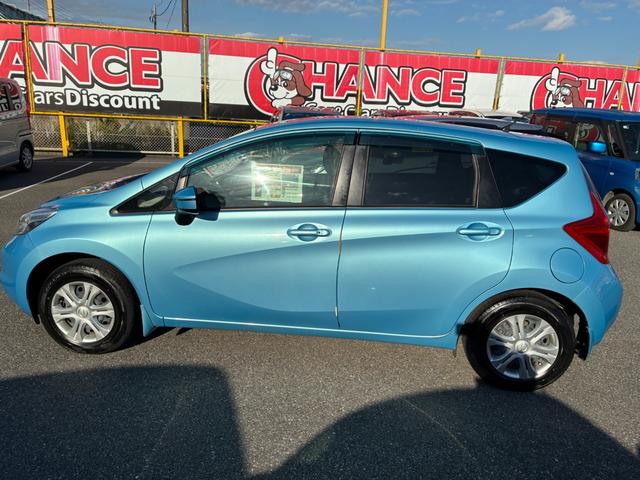 ノート Ｘ　スマートキー　レーンアシスト　電動格納ミラー　社外メモリーナビ　ＣＤ　ＤＶＤ　Ｂｌｕｅｔｏｏｔｈ接続　バックカメラ　フルセグテレビ　横滑り防止装置（11枚目）