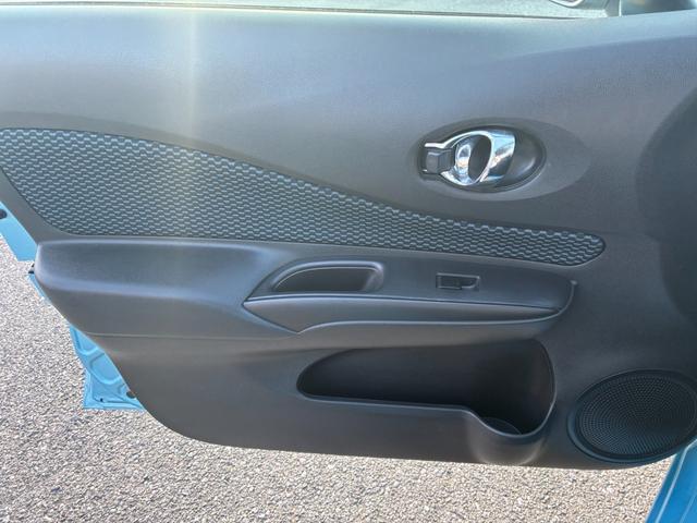 ノート Ｘ　スマートキー　レーンアシスト　電動格納ミラー　社外メモリーナビ　ＣＤ　ＤＶＤ　Ｂｌｕｅｔｏｏｔｈ接続　バックカメラ　フルセグテレビ　横滑り防止装置（38枚目）