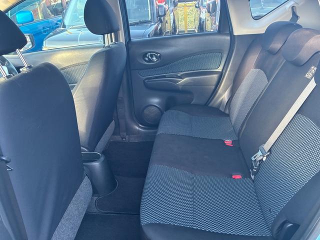 ノート Ｘ　スマートキー　レーンアシスト　電動格納ミラー　社外メモリーナビ　ＣＤ　ＤＶＤ　Ｂｌｕｅｔｏｏｔｈ接続　バックカメラ　フルセグテレビ　横滑り防止装置（39枚目）