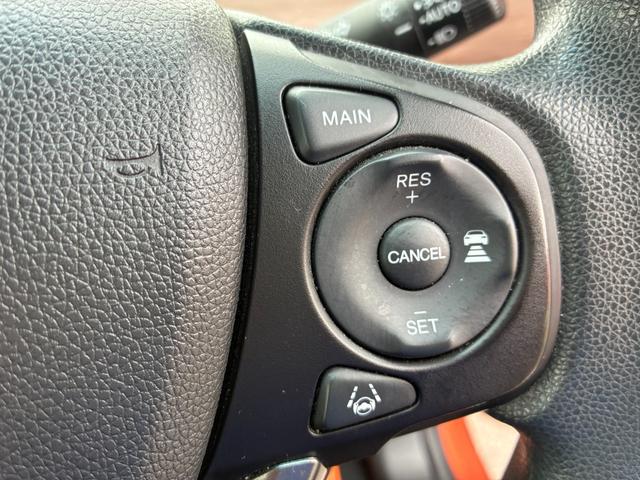 フリードハイブリッド ハイブリッド・Gホンダセンシング ETC スマートキー 両側パワースライドドア LEDヘッドランプ オートライト シートヒーター 純正メモリーナビ CD DVD再生 Bluetooth接続 バックカメラ ドライブレコーダー(20枚目)