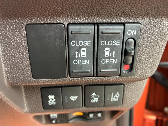 フリードハイブリッド ハイブリッド・Gホンダセンシング ETC スマートキー 両側パワースライドドア LEDヘッドランプ オートライト シートヒーター 純正メモリーナビ CD DVD再生 Bluetooth接続 バックカメラ ドライブレコーダー(28枚目)