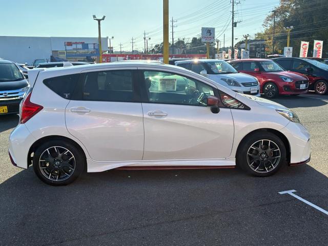 ノート ニスモ　ＥＴＣ　スマートキー　アイドリングストップ　オートライト　ＬＥＤヘッドランプ　電動格納ミラー　純正メモリーナビ　ＣＤ　Ｂｌｕｅｔｏｏｔｈ接続　バックカメラ（7枚目）