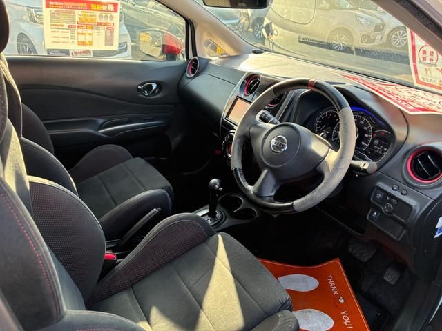 ノート ニスモ　ＥＴＣ　スマートキー　アイドリングストップ　オートライト　ＬＥＤヘッドランプ　電動格納ミラー　純正メモリーナビ　ＣＤ　Ｂｌｕｅｔｏｏｔｈ接続　バックカメラ（12枚目）