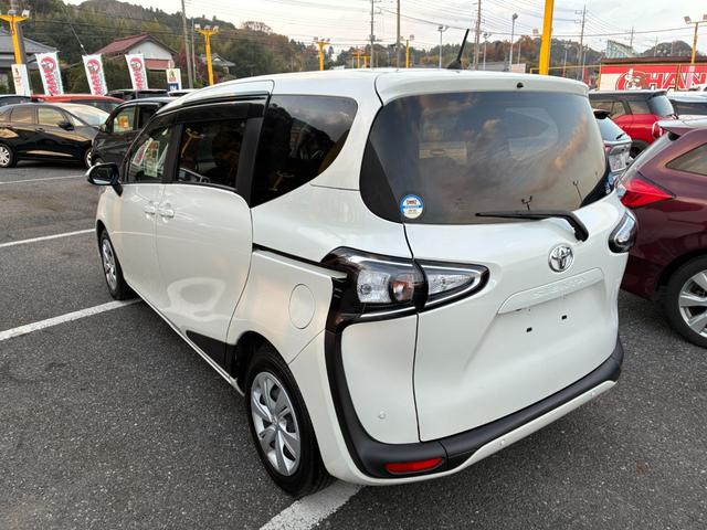 シエンタ ファンベースX ETC キーレスエントリー レーンアシスト 両側スライド左電動スライドドア 電動格納ミラー 社外SDナビ CD Bluetooth接続 バックカメラ(10枚目)