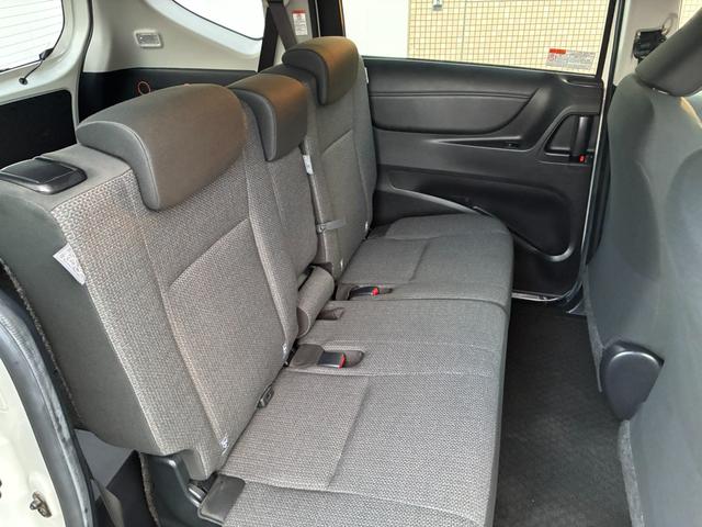 シエンタ ファンベースX ETC キーレスエントリー レーンアシスト 両側スライド左電動スライドドア 電動格納ミラー 社外SDナビ CD Bluetooth接続 バックカメラ(15枚目)