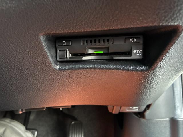 シエンタ ファンベースX ETC キーレスエントリー レーンアシスト 両側スライド左電動スライドドア 電動格納ミラー 社外SDナビ CD Bluetooth接続 バックカメラ(28枚目)