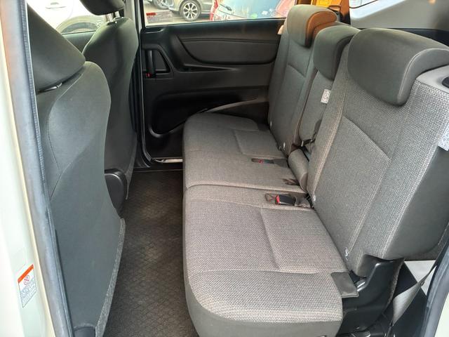 シエンタ ファンベースX ETC キーレスエントリー レーンアシスト 両側スライド左電動スライドドア 電動格納ミラー 社外SDナビ CD Bluetooth接続 バックカメラ(41枚目)