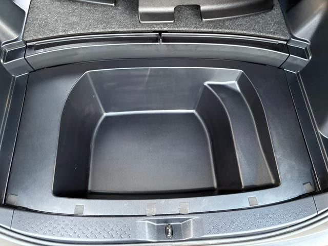 シエンタ ファンベースX ETC キーレスエントリー レーンアシスト 両側スライド左電動スライドドア 電動格納ミラー 社外SDナビ CD Bluetooth接続 バックカメラ(45枚目)