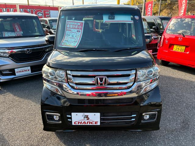 Ｎ－ＢＯＸカスタム Ｇ・ターボＬパッケージ　ＥＴＣ　アイドリングストップ　スマートキー　両側パワースライドドア　オートライト　純正メモリーナビ　ＣＤ　ＤＶＤ再生　Ｂｌｕｅｔｏｏｔｈ接続　バックカメラ　ドライブレコーダー（5枚目）