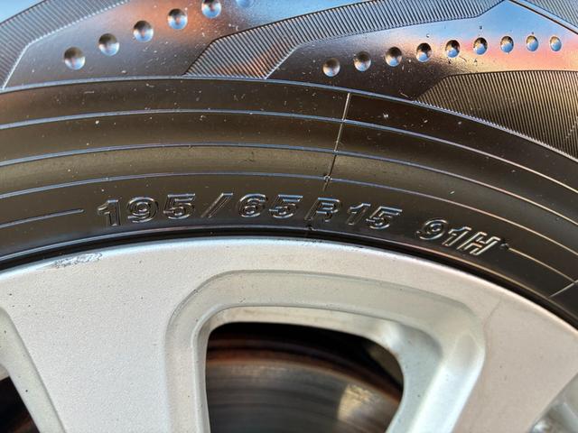 ノア Ｇ　ＥＴＣ　アイドリングストップ　スマートキー　両側パワースライドドア　オートライト　ＬＥＤヘッドランプ　シートヒーター　ＣＤ　ＤＶＤ再生　Ｂｌｕｅｔｏｏｔｈ接続　バックカメラ（37枚目）