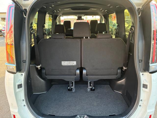 ノア Ｇ　ＥＴＣ　アイドリングストップ　スマートキー　両側パワースライドドア　オートライト　ＬＥＤヘッドランプ　シートヒーター　ＣＤ　ＤＶＤ再生　Ｂｌｕｅｔｏｏｔｈ接続　バックカメラ（48枚目）