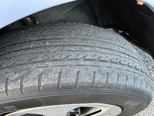 プリウス Ｓ　ＥＴＣ　スマートキー　オートライト　電動格納ミラー　社外メモリーナビ　ＣＤ　Ｂｌｕｅｔｏｏｔｈ接続　バックカメラ　ワンセグＴＶ　横滑り防止装置（34枚目）