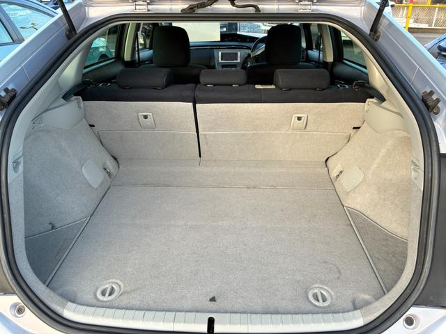 プリウス Ｓ　ＥＴＣ　スマートキー　オートライト　電動格納ミラー　社外メモリーナビ　ＣＤ　Ｂｌｕｅｔｏｏｔｈ接続　バックカメラ　ワンセグＴＶ　横滑り防止装置（43枚目）