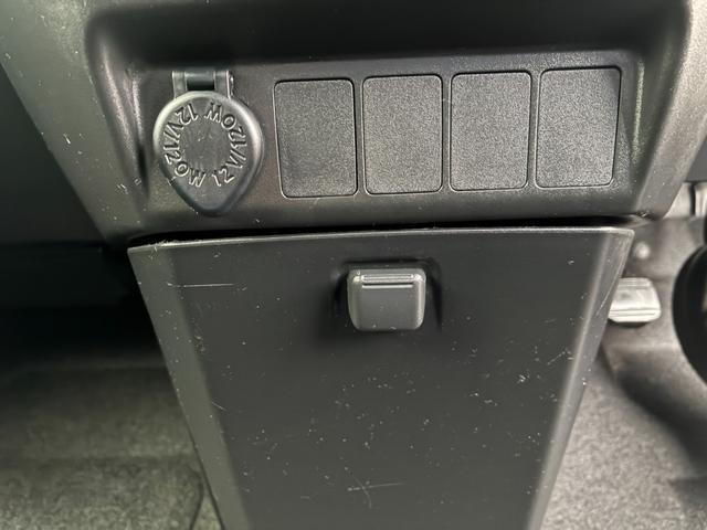 タンク カスタムＧ－Ｔ　ＥＴＣ　スマートキー　アイドリングストップ　両側パワースライドドア　オートライト　ＬＥＤヘッドランプ　純正ＳＤナビ　ＣＤ　Ｂｌｕｅｔｏｏｔｈ接続　バックカメラ　ドライブレコーダー（20枚目）